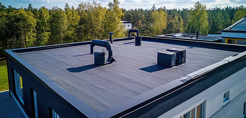 Professional Flat Roof Replacement Services in Federal Way, WA