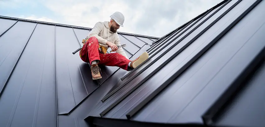 Professional Roof Valley Installation Services in Federal Way, WA