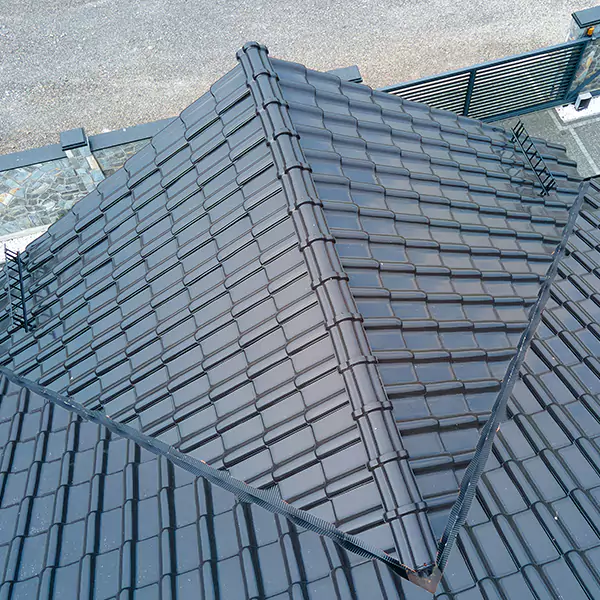 Why Federal Way, WA Property Owners Depend on Federal Way Roofing Contractors for Tile Roof Repair?