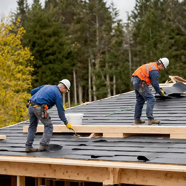 Why Federal Way, WA Homeowners Choose Federal Way Roofing Contractors for Wind Damage Repairs?